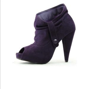 Pep toe suede ankle booties